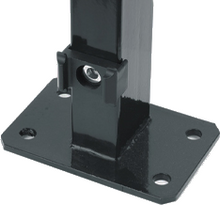 Lade das Bild in den Galerie-Viewer, Zaunpfosten mit Bodenplatte in vers. Farben